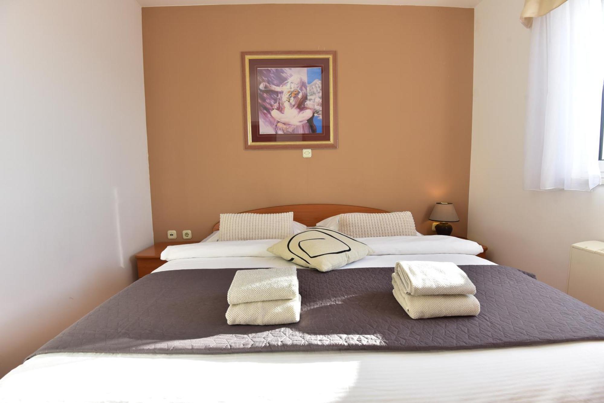 Apartment Resort Комарна Екстер'єр фото